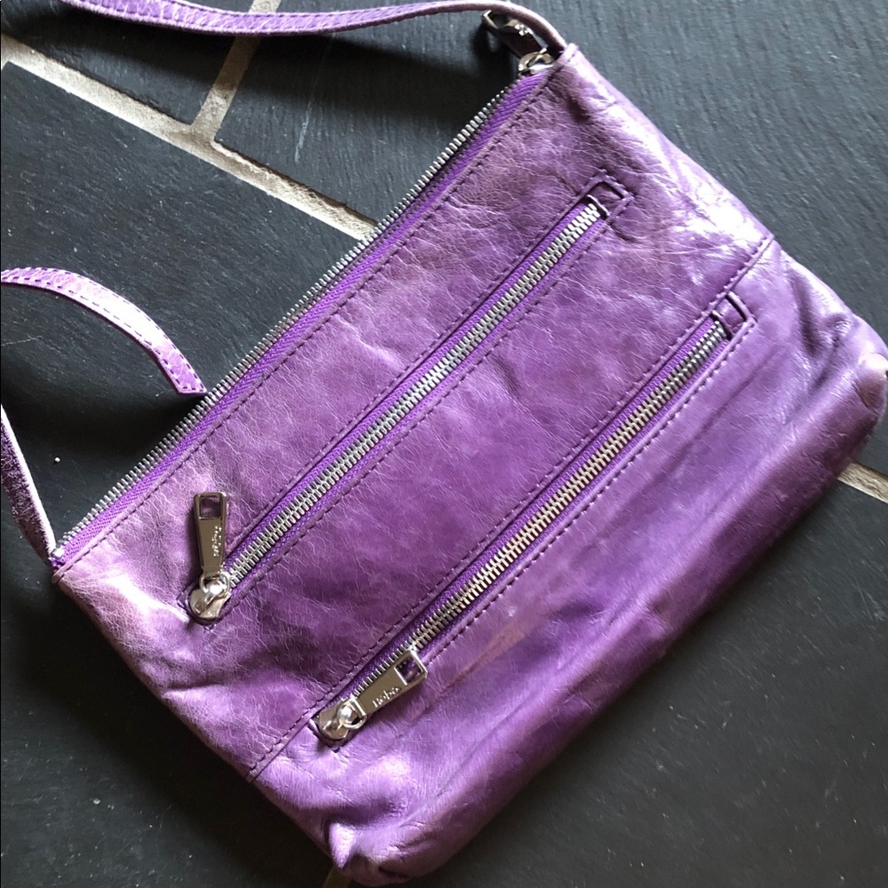 💜HOBO Adorable Violet Leather Crossbody Bag 💜
